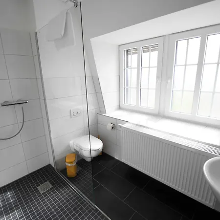 St. Barbara-haus Динслакен