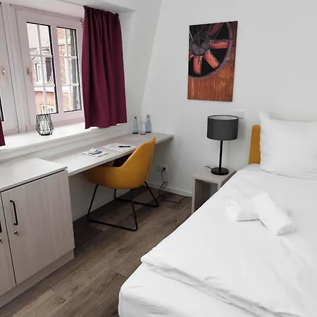 Отель St. Barbara-haus Динслакен